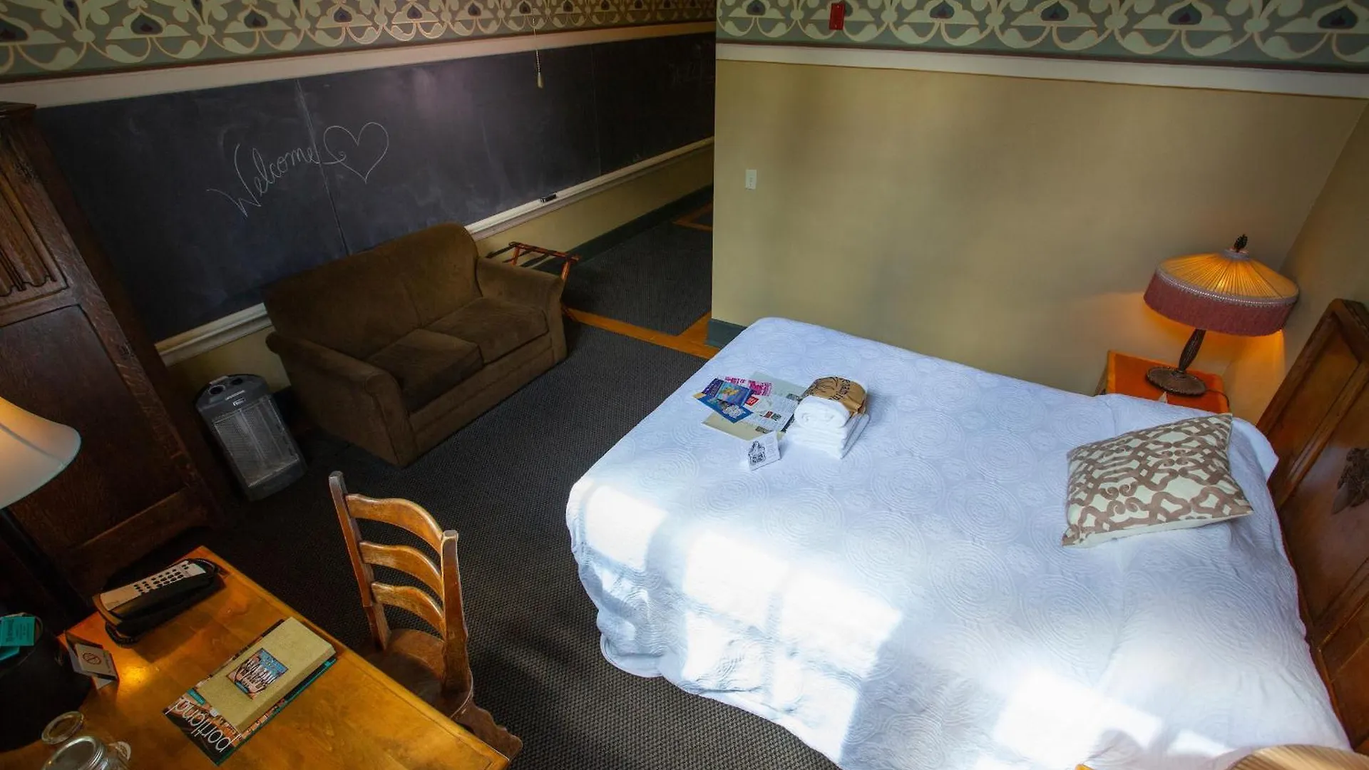 Mcmenamins Kennedy School Hotel Portland