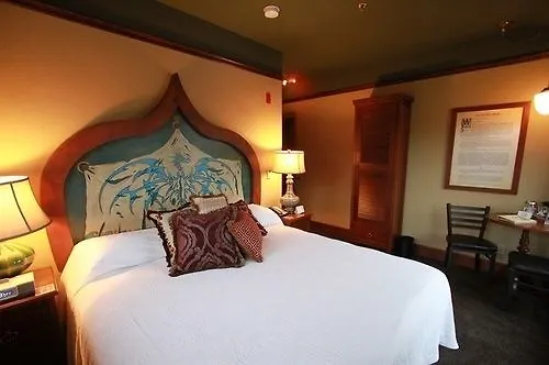 Mcmenamins Kennedy School Hotel Portland