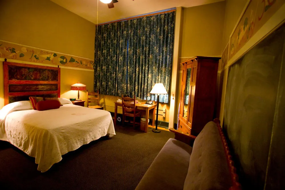 Mcmenamins Kennedy School Hotel Portland