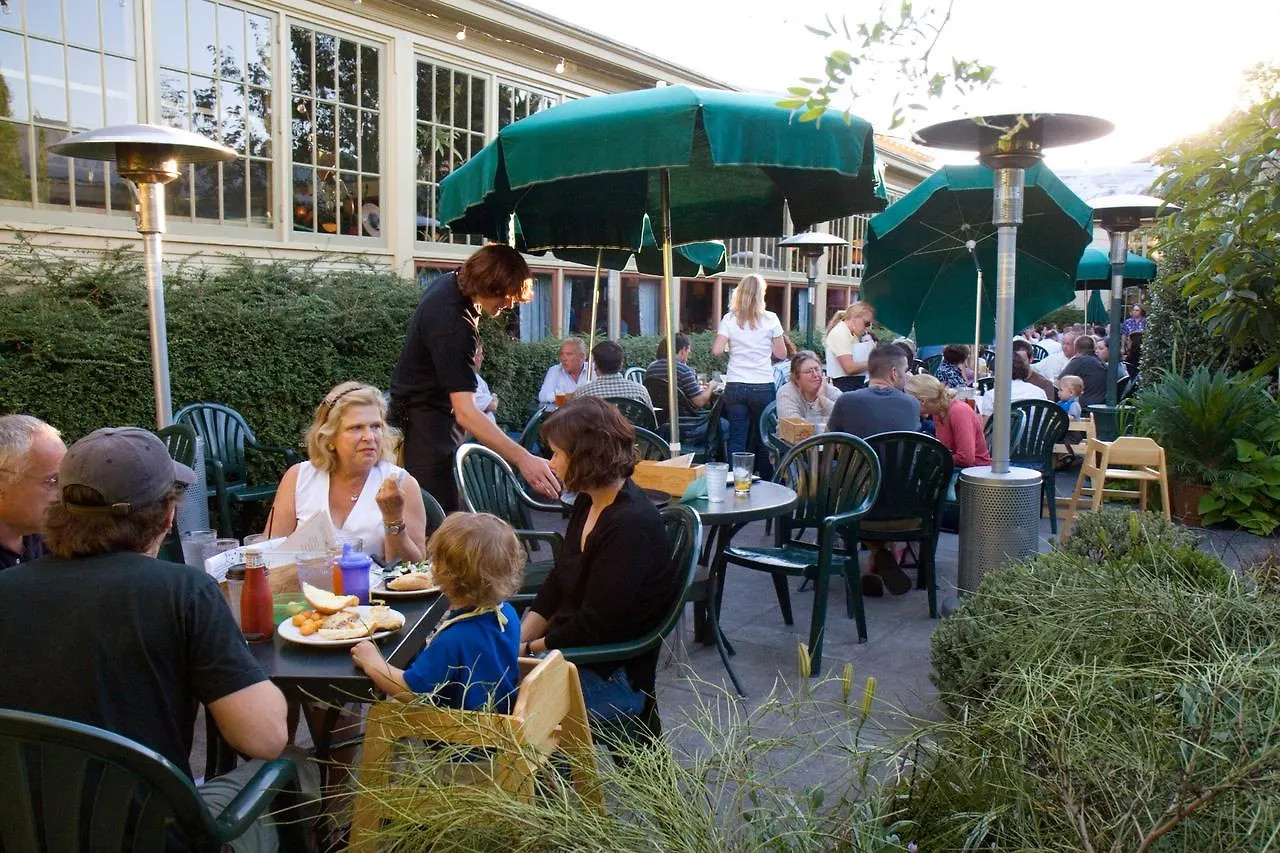 Hotel Mcmenamins Kennedy School Portland