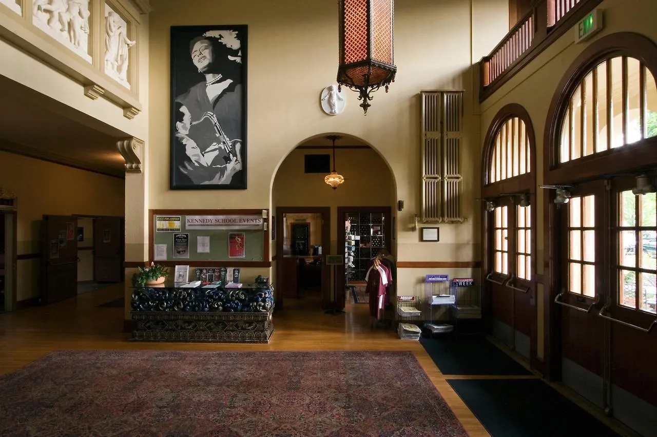 Mcmenamins Kennedy School Hotel Portland 3*,